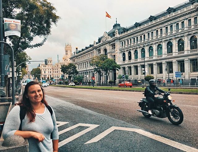 KrisCarrodeguas's tweet photo. ERRANDS. Yes, even just a Friday morning running errands is this stunning. By stunning I mean the scenery, not me. I’m sweaty and gross, but such is life 🤷🏽♀️ you know? 📷: @gerocostantino
____
#madrid #madridblogger #bloggermadrid #CalleAlcala #plazac… https://t.co/LyV4Nov6wx https://t.co/IUStot7Q8E