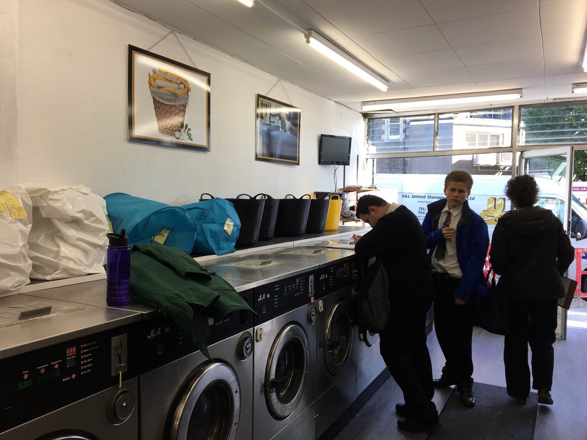cantonianhs's tweet image. Students travel by bus to visit a launderette and Tesco supermarket #independentskills #accessbase @priorylaunderette