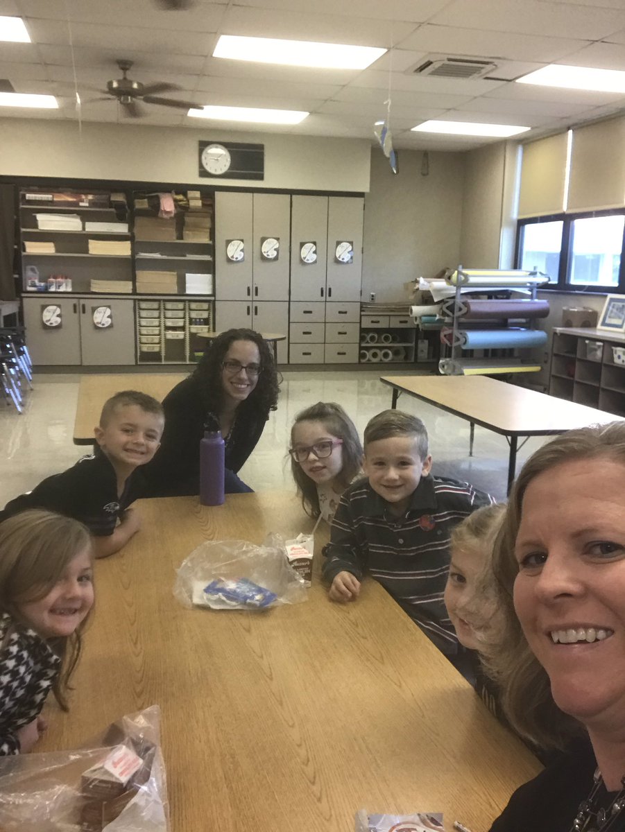 WMelemschool's tweet photo. This morning, Mrs. Salerno and Mrs. Hughes spent some time with the students who are celebrating a birthday during the month of October https://t.co/1fUDUQLS17