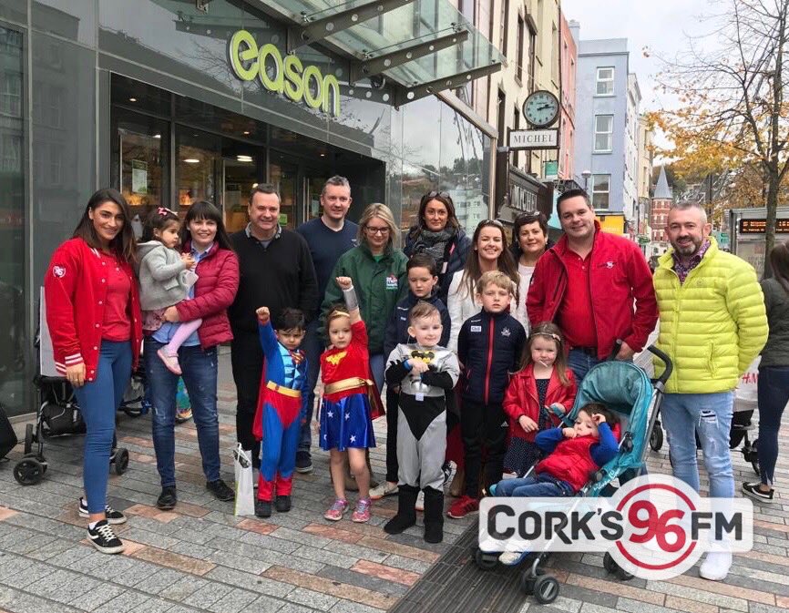 Corks96FM's tweet photo. We were joined by our @mercyfoundcork #MercyHero gang @easons Patrick Street, for a fantastic fun fundraiser! We were so excited to see these little #Heros, #Superman #Wonderwoman #Batman #WeAreCork https://t.co/4bMi5zOK6Z