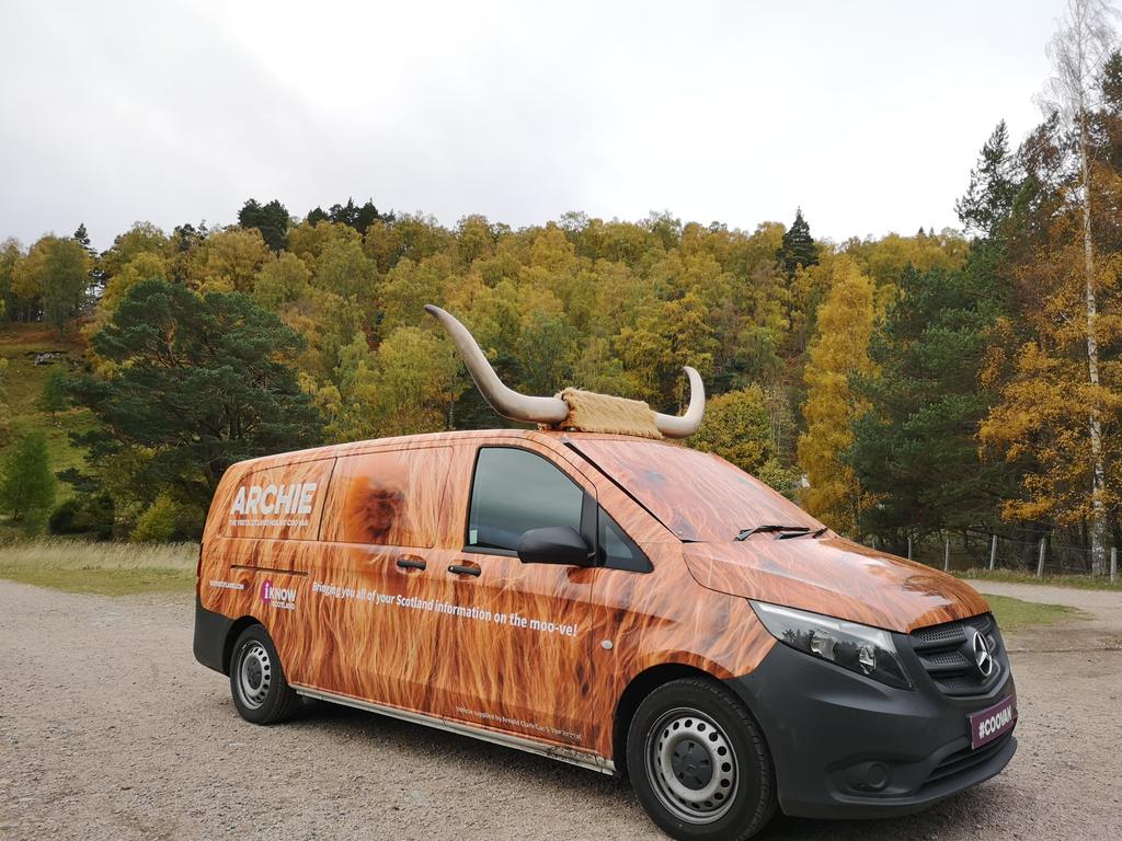 DiaryofaCooVan's tweet photo. If some of the stunning locations are anything to go by, the new Outlaw King is going to be an absolute belter! Archie the #OutlawCoo is beside himself at today's view across Rothiemurcas https://t.co/JaolwvAn8Y