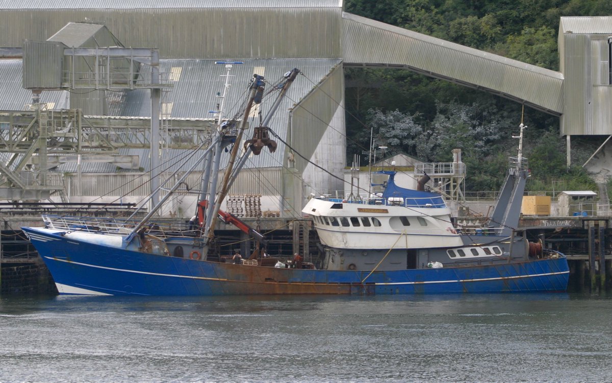 TJIPETIR's tweet photo. @navalhistorian @RoyalNavy We took this picture of their boat impounded at Fowey. https://t.co/x5vLhYCdYt