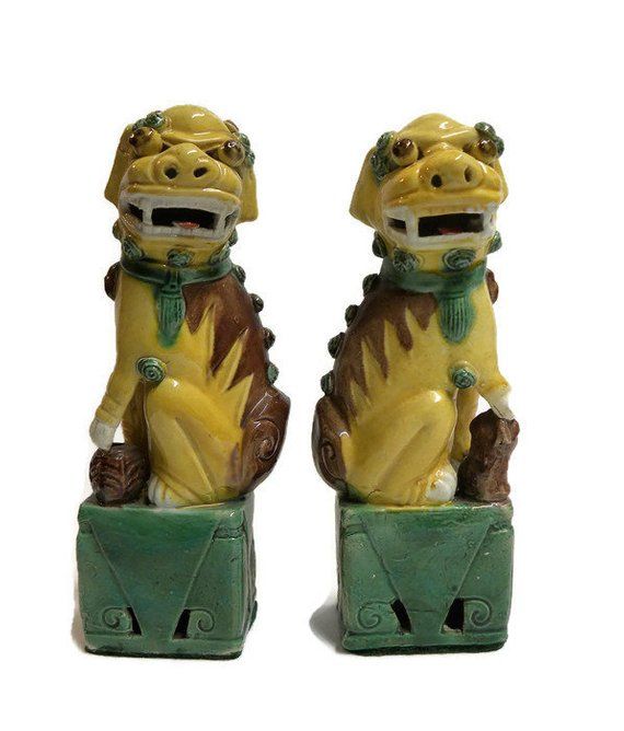 fieldsofvintage's tweet photo. Pair #Chinesedogs Yellow Color Glaze #Fengshui #FooDog Figures #chinoiserie #CeramicfooDog Statue Figurine #HollywoodRegency https://t.co/bgxvyAL3ZM https://t.co/zW5kzkvuB2