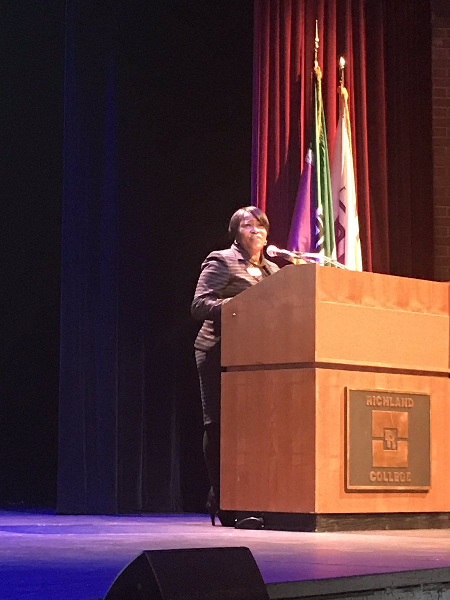 Reneforsuccess's tweet photo. Attending MSI Convening at Richland College @msirichland with @magdoza0717 @EducatedCraft1. Representing LSC-Tomball! Welcome from Dr. LaQueta Wright, Chair. #MSIConvening #MinorityStudentSuccess https://t.co/Rq1AcWmpMt