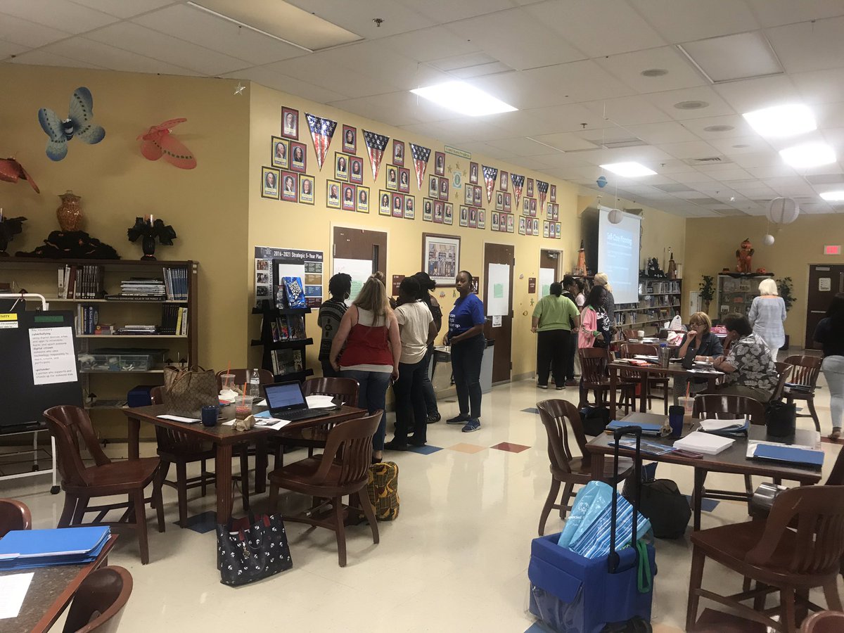 CoachStarr_AP's tweet photo. Great start to the PD today at @1220RooseveltEL โผ๏ธFaculty and staff learning and discussing SEL, student trauma, empathy, and self care! #caringeducators #SEL #teamworkmakesthedreamwork @Area4SuptPBCSD @SharondaAlleyn1 @ccarwrig @akavated08 @pbcsd https://t.co/i7EHxzVbaD