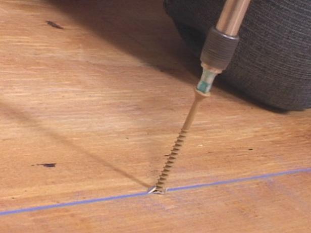 KayPearson's tweet photo. What is a chalk line? #homeimprovement #subfloor  https://t.co/S3AJ4qWJtu https://t.co/kUhV4KSi8k