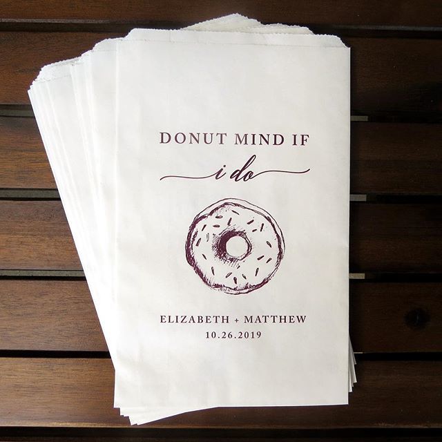 SecondCityLove's tweet photo. Think we only do wedding invitations and cards? Think again! We print wedding favor bags that are perfect for those late night snacks or treats at your wedding. Visit our website for a list of all of the designs we have or to order a custom design from u… https://t.co/7b7DUvfbXq https://t.co/FDOeNidq4Y
