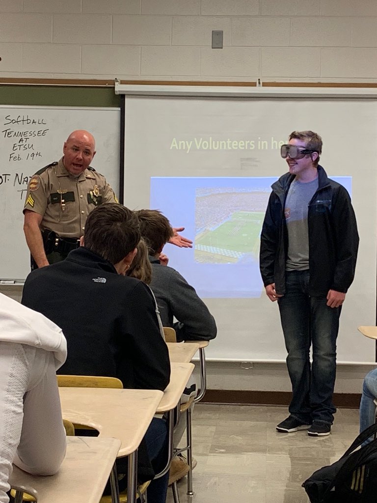 THPFallBranch's tweet photo. @THPFallBranch visiting Daniel Boone High School today & Discussing Distracted Driving, DUI, ๐ต DROWSY DRIVING๐ด, and Dangerous drugs!!!! Thank you so much Coach Wagner๐๐for having us back! We are the WARNING ๐จ๐จ๐จ๐จ๐จ๐จ๐จAND ANTIDOTE TO IMPAIRED DRIVERS๐ฎโโ๏ธโ๏ธ๐ฎโโ๏ธโ๏ธ๐ฎโโ๏ธโ๏ธ
#THPSTRONG https://t.co/6tm4OP9vsu