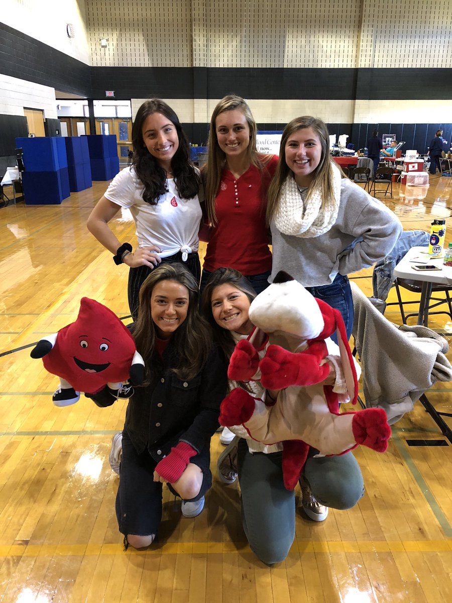 Wantagh_Warrior's tweet photo. Did you save a life today? The PE Leaders are running their Annual Fall Blood Drive! #comedonate ๐ @WantaghHS @WantaghSchools https://t.co/l2iKun2gnV