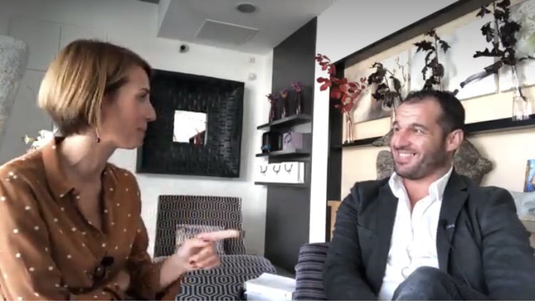 G_Careformance's tweet photo. Un fabuleux #LIVE à revoir avec @lamy_aurelie et @SBoueilh fondateur de l'asso @COLOSSEPIEDSDAR

🗣 Voir sur Facebook : 
https://t.co/DFNAaO2t2h

Pour connaître l’homme et ses actions de #prevention contre la #pedophilie dans le milieu sportif.

#aucoeurdesoi #devenircareformant https://t.co/2nS31tTlyE