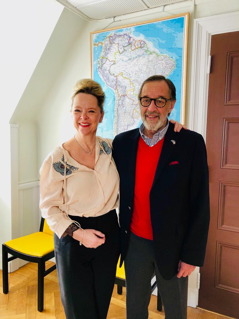 EmbGascaPliego's tweet photo. Successful meeting with @hoglund_karin , Director of @SweAmericas, who I recognize and value for her support to @EmbaMexSue #Mexico #Sweden @SRE_mx https://t.co/4pds0dbFPq