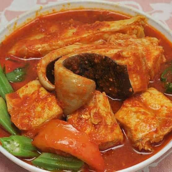 RPakyah's tweet photo. Assalamualaikom pembuka bicara..Lihatlah apa yg boleh berlaku dgn pes ikan bakar dan pes asam pedas Pak Yah..Biarlah gambar yg bercerita...kalu ada yg terliur...cepat2 hubungi kami utk tempahan...jgn kata tak diberitahu...sapa lmbt dia x merasa...😍😍  #makanantradisionalmelayu https://t.co/li2RGKqFHf
