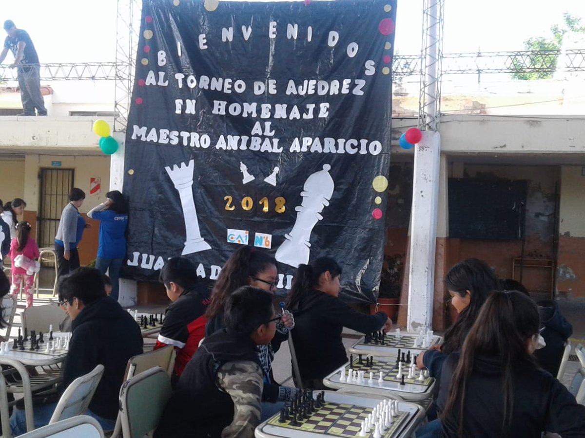 Ajedrez SEDRONAR Campeón <a href="/juliocguanca/">Julio Guanca</a> <a href="/matiaszaki16/">Ezequiel Nuñez</a> <a href="/patriciapinasco/">Patricia Pinasco</a> <a href="/fguillesaavedra/">GUILLERMO SAAVEDRA</a> <a href="/aniberruezo/">analia berruezo</a>