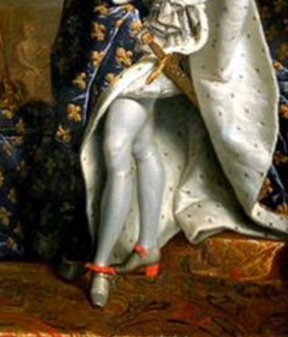 winniemli's tweet image. #PostOperation Thought: anti-embolism medical stockings strongly resemble European aristocratic men’s hosiery of the 18th century...🧐 I sense a fashion revival coming on! With added medical benefits. Who’s gonna back it?! @NHSuk @NHS @NHSEngland @NHSEnglandLDN #NHS