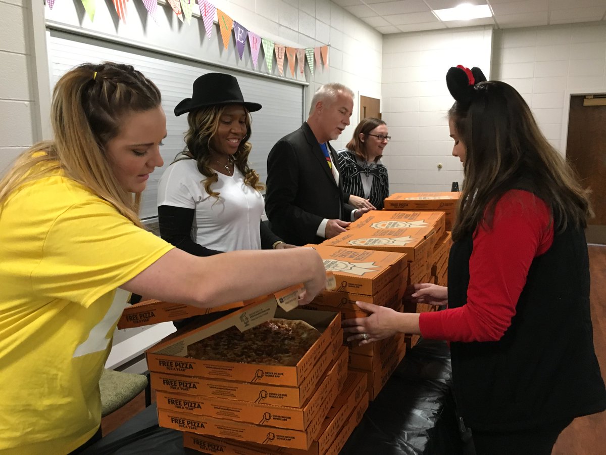 TheTangramWay's tweet photo. Our #FridayFeeling is one of gratitude for the amazing volunteers who helped at our annual client Halloween Party last night! @ApexBenefits #volunteering https://t.co/E7MP6VEzNr