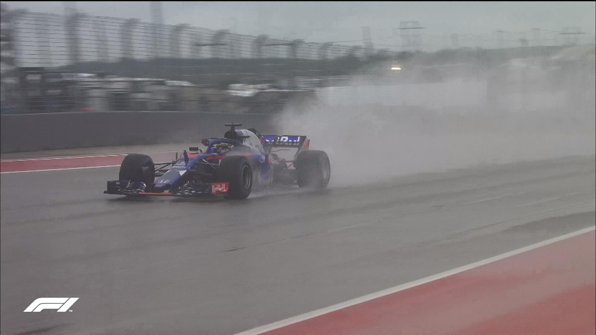 Formula 1 on X: Some epic rooster tails coming off the back of  @gelaelized's car! Rather fitting considering @ToroRosso's new sponsor 🐔  #USGP 🇺🇸 #F1  / X