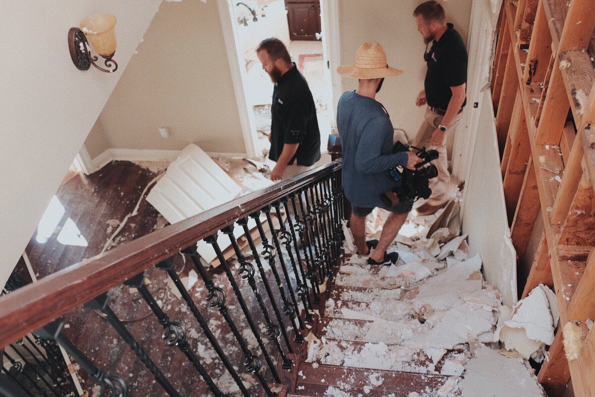 The Vers crew is in #PanamaCity this week with <a href="/MRestoration/">Master Restoration</a>, witnessing some of the devastation from #HurricaneMichael firsthand.