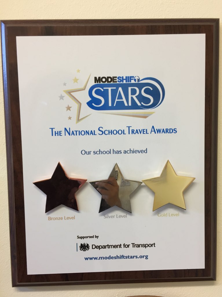 BWTravelGroup's tweet photo. Our new Gold @ModeshiftSTARS is now on display outside the school office. https://t.co/2R1TOwVRmQ
