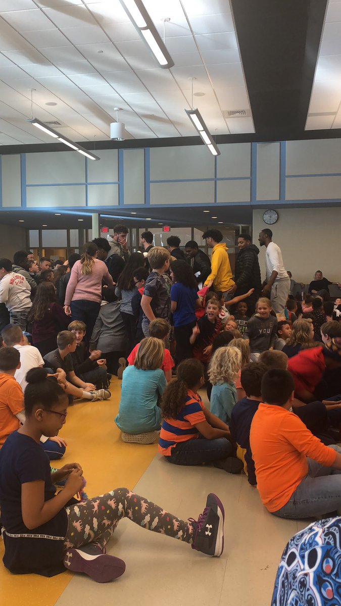 MillersvilleMBB's tweet image. Thank you Hambright Elementary for inviting us out this morning! Guys enjoyed interacting, reading and dunking! Hope to make it back very soon for another great experience! #GoVille