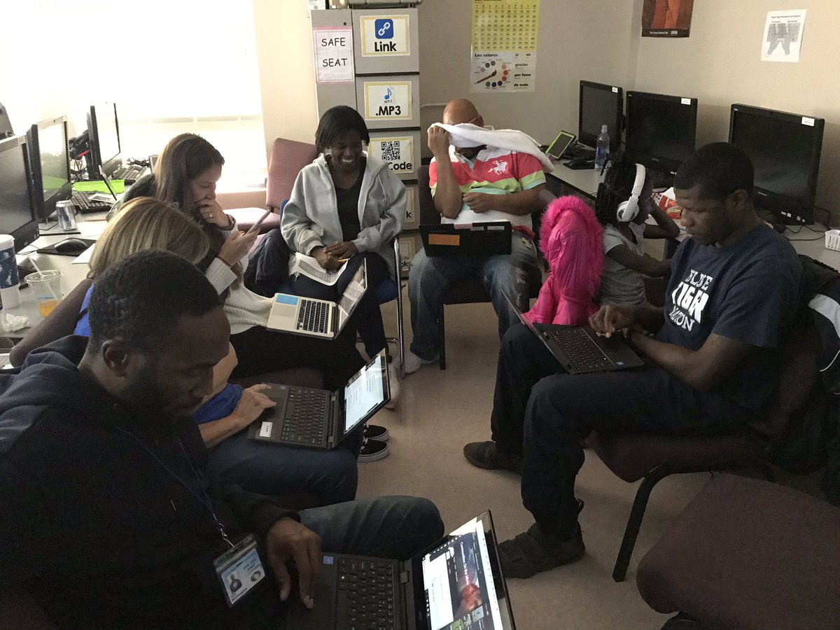 LeeATolbertAcad's tweet image. Learning about STEM Connect from @DiscoveryEd today in our PD #teachersneverstoplearning #LATCAPride