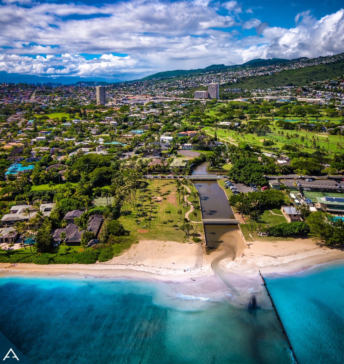 Aloha & Happy Friday everyone!
#dronenerds #dronestyle #dronehawaii #drones #dronephotooftheday #dronephotography #dronephoto #dronephotos #dronelife #dronelovers #dronepov #drones #Hawaii #oahu #honolulu #waialaebeach #islandlife #honolulu #dronepro #airzus #suas #UAV #
