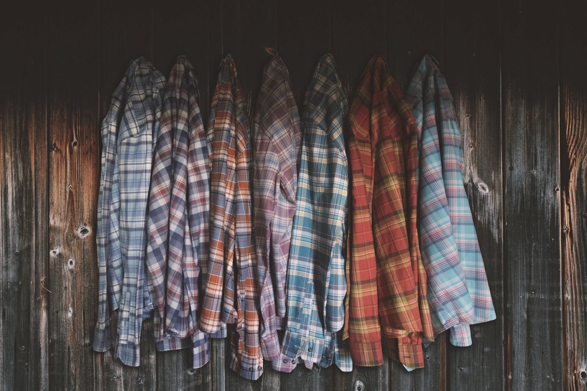 ‼️FREE. FLANNEL. FRIDAY. ‼️

Like &amp; RT this for a chance to win a flannel. Simple as that. Ends TODAY at 4:30 pm CST