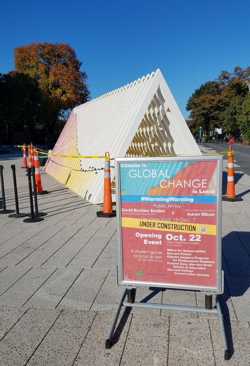 RachelleGaudet's tweet photo. New art installation on campus! #Climatechangeisreal #warmingwarning https://t.co/8NoyfwUd9a
