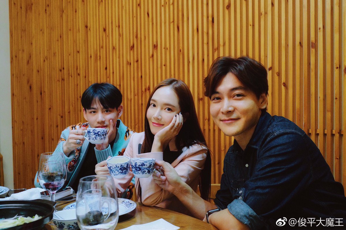 Ri Jessica 俊平大魔王 Weibo Fang Junping One Of The Most Well Known Male Beauty Bloggers In China Founder Of Beauty Brand Junping T Co 9ouu54eymd Ri Jessica 俊平大魔王 Weibo Fang Junping One Of The Most Well Known Male Beauty Bloggers In China Founder Of Beauty Brand Junping T Co 9ouu54eymd