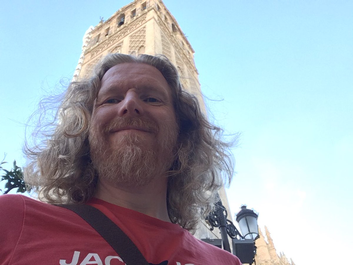 HalldorMar's tweet photo. On sóc?!? #selfail https://t.co/tt7jhSyNX6
