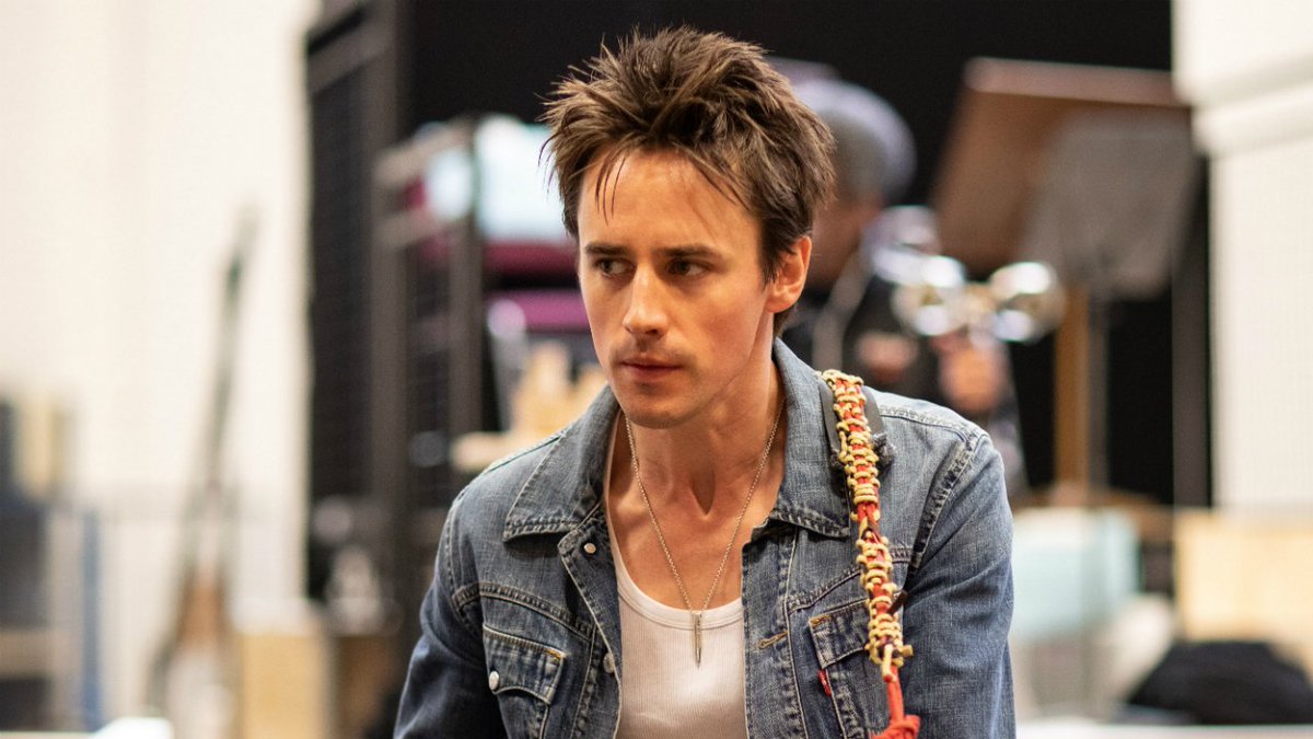 NationalTheatre's tweet photo. Just over a week to go until @hadestown starts in the Olivier Theatre... https://t.co/4kTDp1VrL0
