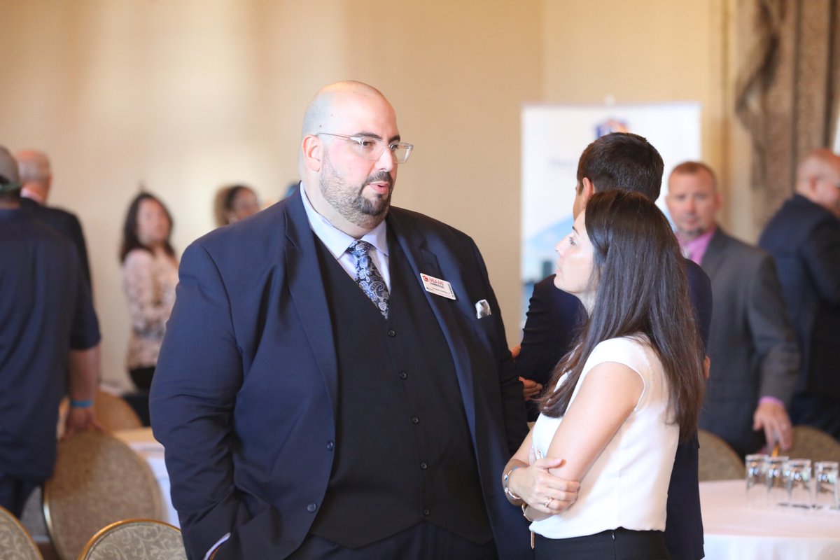 MiamiRealtors's tweet photo. Networking at #MiamiCommercialConference
#MIAMIRealtors https://t.co/rb9GSbiNj3