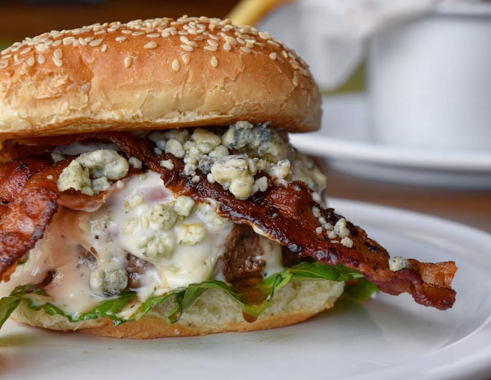 ConcessionsIntl's tweet photo. Its Foodie Friday, stop by &amp; visit Bobby's Burger Palace  at ATL Airport on Concourse B, Gate 26! #Foodie #ATLairport #CINTL #TGIF https://t.co/DAOPa1FzXP