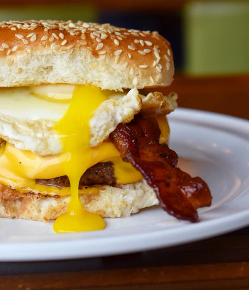 ConcessionsIntl's tweet photo. Its Foodie Friday, stop by &amp; visit Bobby's Burger Palace  at ATL Airport on Concourse B, Gate 26! #Foodie #ATLairport #CINTL #TGIF https://t.co/DAOPa1FzXP