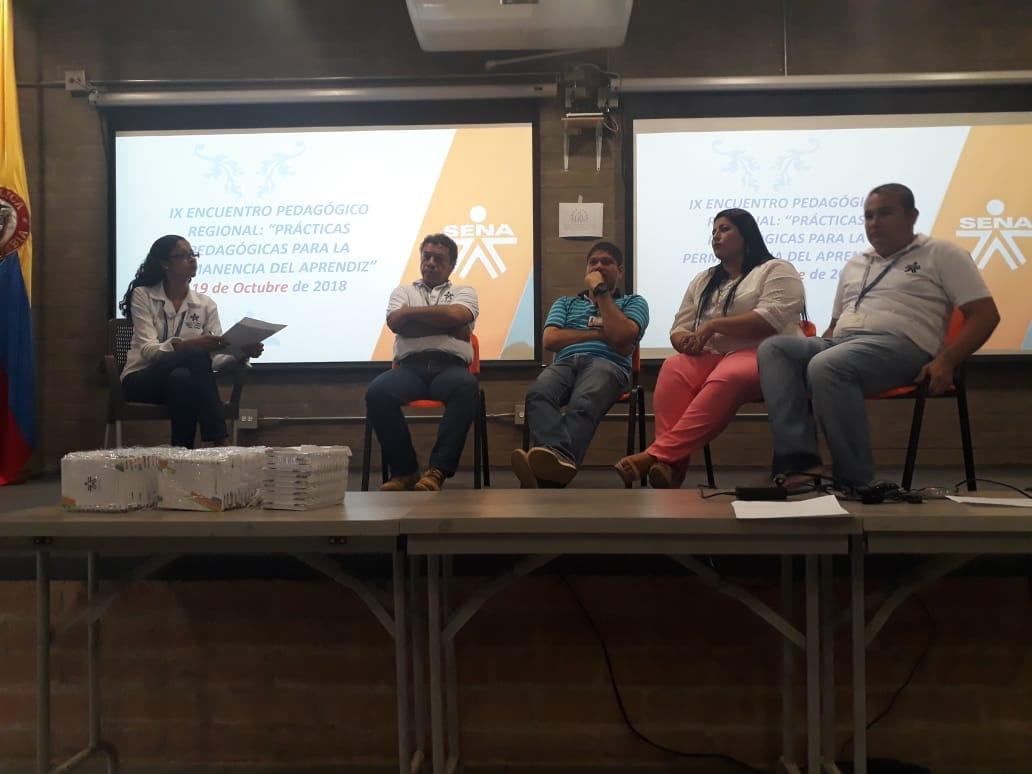 AMBIE6_SENACFMA's tweet photo. Participando en el IX ENCUENTRO PEDAGÓGICO REGIONAL en nuestro CFMA. "Prácticas Pedagógicas para la Permanencia del Aprendiz". Actividad panel sobre las causas y consecuencias de Deserción. @SenaCfma @SBDIR_SENACFMA @CformaSenacfma @CformaSenacfma https://t.co/GCCuPu2NDA