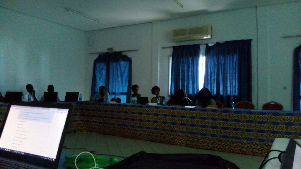 Le  MAJ cote d'Ivoire à  organisé un atelier de deux jours sur le blogging et la rédaction d'article, production de contenus et usage de réseau sociaux <a href="/Faida_juliette/">Nsensele Faida Julie</a> <a href="/oumartao/">Tao</a> @NguessanPaulAm1 <a href="/filstia/">tia yaké stéphane</a> #IDECIDE ,#YAMAfrique