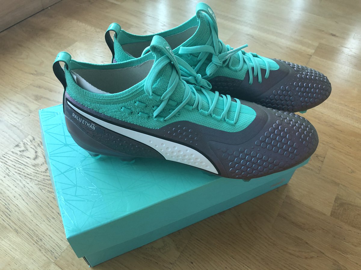 Christian Fuchs (@fuchsofficial) on Twitter photo Anybody wants this spare, brand new pair of <a href="/pumafootball/">PUMA Football</a> boots. Just retweet and find out in 24 hours who’s the lucky winner! #NoFuchsGiven #PUMAOne #NewLevels Anybody wants this spare, brand new pair of <a href="/pumafootball/">PUMA Football</a> boots. Just retweet and find out in 24 hours who’s the lucky winner! #NoFuchsGiven #PUMAOne #NewLevels