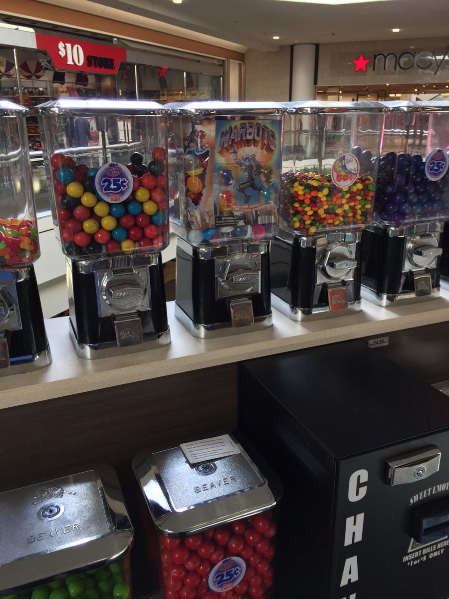 Happy Friday! We have hidden some digital offer cards on our side of the mall at different locations.. Want more clues? Head to our Facebook page: facebook.com/hanesmallfoodc…