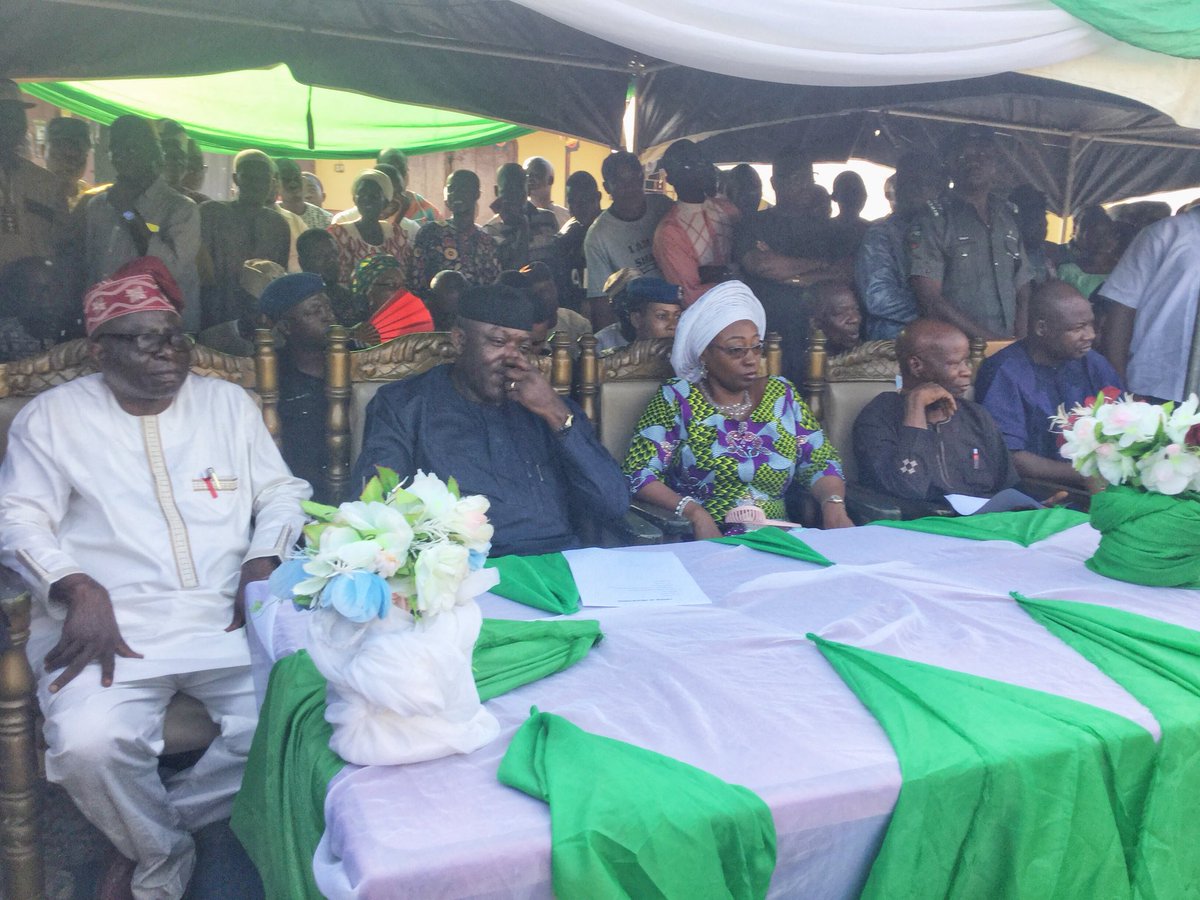 Governor <a href="/Kfayemi/">Kayode Fayemi</a> and his wife Erelu <a href="/bisiafayemi/">Bisi Fayemi</a> with the Deputy Governor <a href="/BisiEgbeyemi/">'Bisi Egbeyemi</a> in Aramoko, venue of the Ekiti Central senatorial District townhall meeting.

#Townhallmeeting