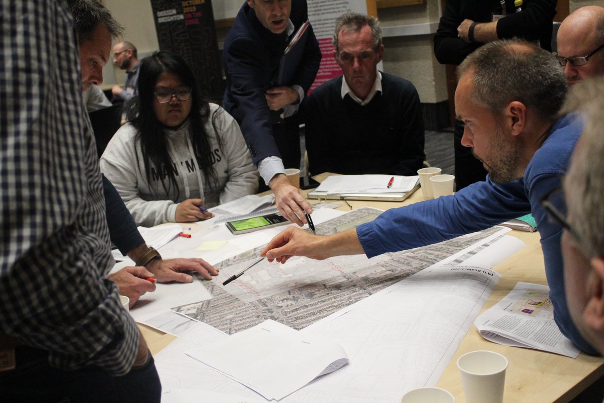 DesignSouthEast's tweet photo. #BrightonandHoveCityCharrette workshop 2; our 5 mixed groups are working on proposed key routes, connectivity, building uses &amp; types, footprints, public realm improvements - looking to establish key design principles, describing the overall ambition of the projects. https://t.co/r15gmvkmO1