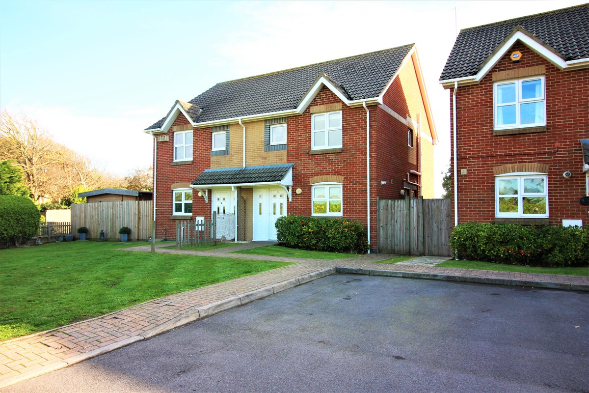 Martin&Co New Milton tweet media