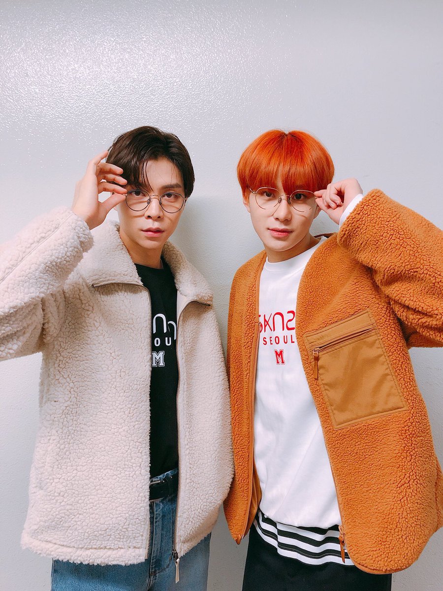 johnnyscoffee's tweet photo. Probably the best way to start up this account 🌼🍂 https://t.co/UaFqas4qL1