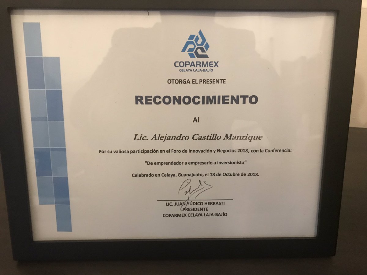 alejandrocasman's tweet photo. Impartiendo mi Conferencia “La Fusión de Emprendedor a Empresario a Inversionista” en el Foro de Innovación y Negocios de @COPARMEXCelaya. Vamos por más emprendedores y más inversionistas en nuestro querido México🇲🇽 @ALEBInvestments #tech #startups #investments https://t.co/efuOsAd0Cl