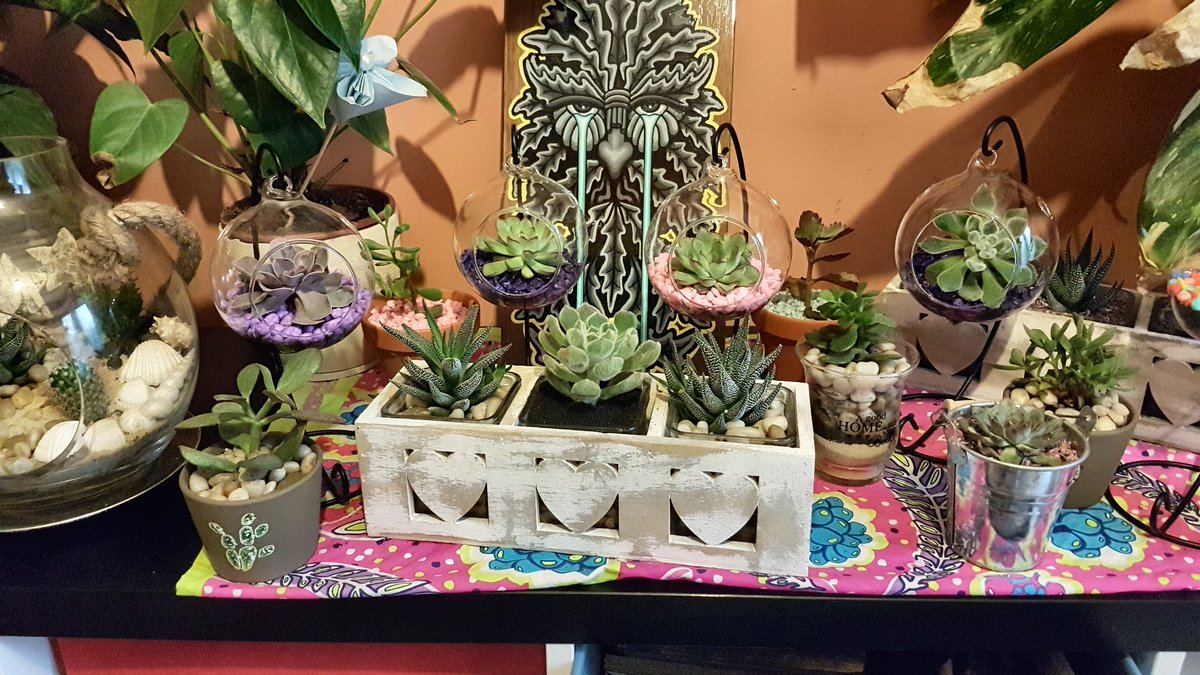 SmallByDesign tweet media