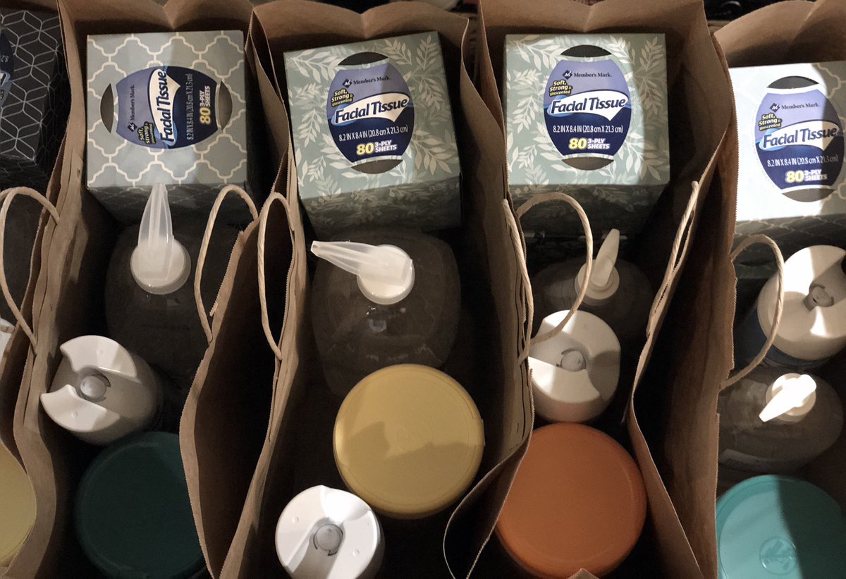 TrinityEliteEdu's tweet photo. While we LOVE this cool weather and rain, we also know that sniffles tend to tag along! 🤧#TrinityEliteEdu #RandomActOfKindness #ClassDonations #PreparingForTheSniffles #SupportingEducators🍎 #SupportingKiddos❤️ #NotYourOrdinaryCompany🙌🏻 https://t.co/eGZzIhtFTt