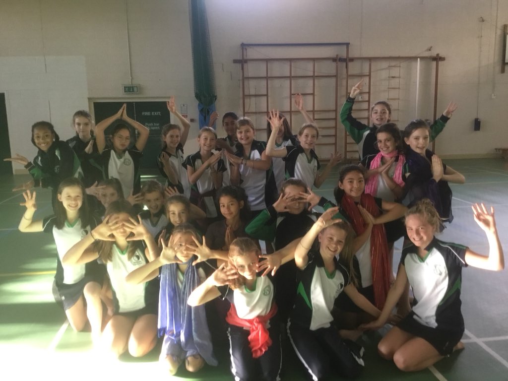 Sport_WHS's tweet photo. Year 7 exploring Bollywood #dance #peinaction #finalpose https://t.co/fcGsyG7BR2