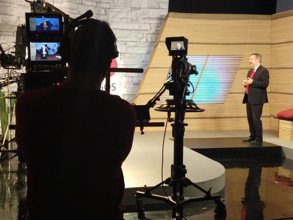 #Entérate de la situación de los migrantes, el tratado de libre comercio y las políticas migratorias en el programa de este domingo 21 de Octubre, en compañía de <a href="/JohnMAckerman/">John M. Ackerman</a> y <a href="/jorgeramosnews/">JORGE RAMOS</a> 👀

Nos vemos a las 19:00hrs por <a href="/tvunam/">TV UNAM</a> 📺

¡NO TE LO PIERDAS! ⚡️