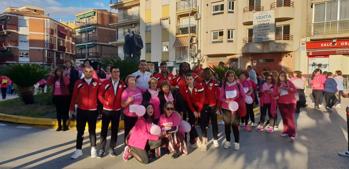 MartosClubDptv's tweet image. 📽️#DIRECTO | Nuestros jugadores están presentes en la VII MARCHA ROSA que esta teniendo lugar en la tarde de hoy en #Martos, por el #DiaMundialdelCancerdeMama. 👏

💪 ¡Sois unas auténticas guerreras! 

#JuntoSomosMasFuertes ❤️
#SúmateAlRosa