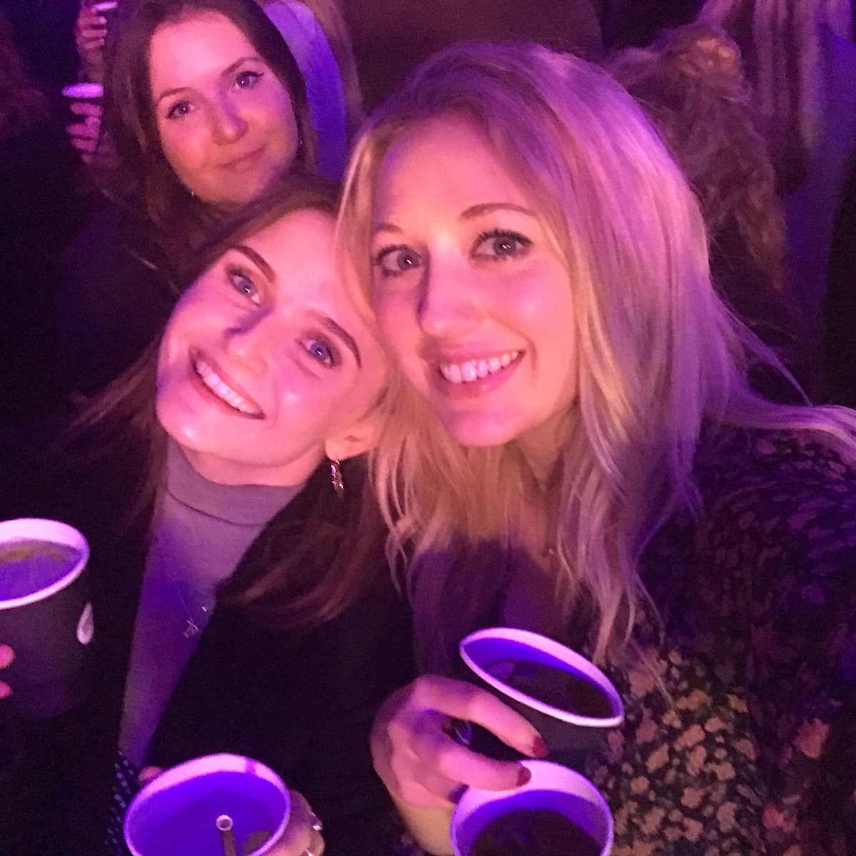 hannahalison_'s tweet photo. Spicy night oot at the @SpotifyUK Music Connections Tour ✌🏻 Unlimited tacos, g&amp;t’s + unreal performances from @MNEK &amp; @JaxJones 😍 #SpotifyMCT https://t.co/ff77GJxz9F