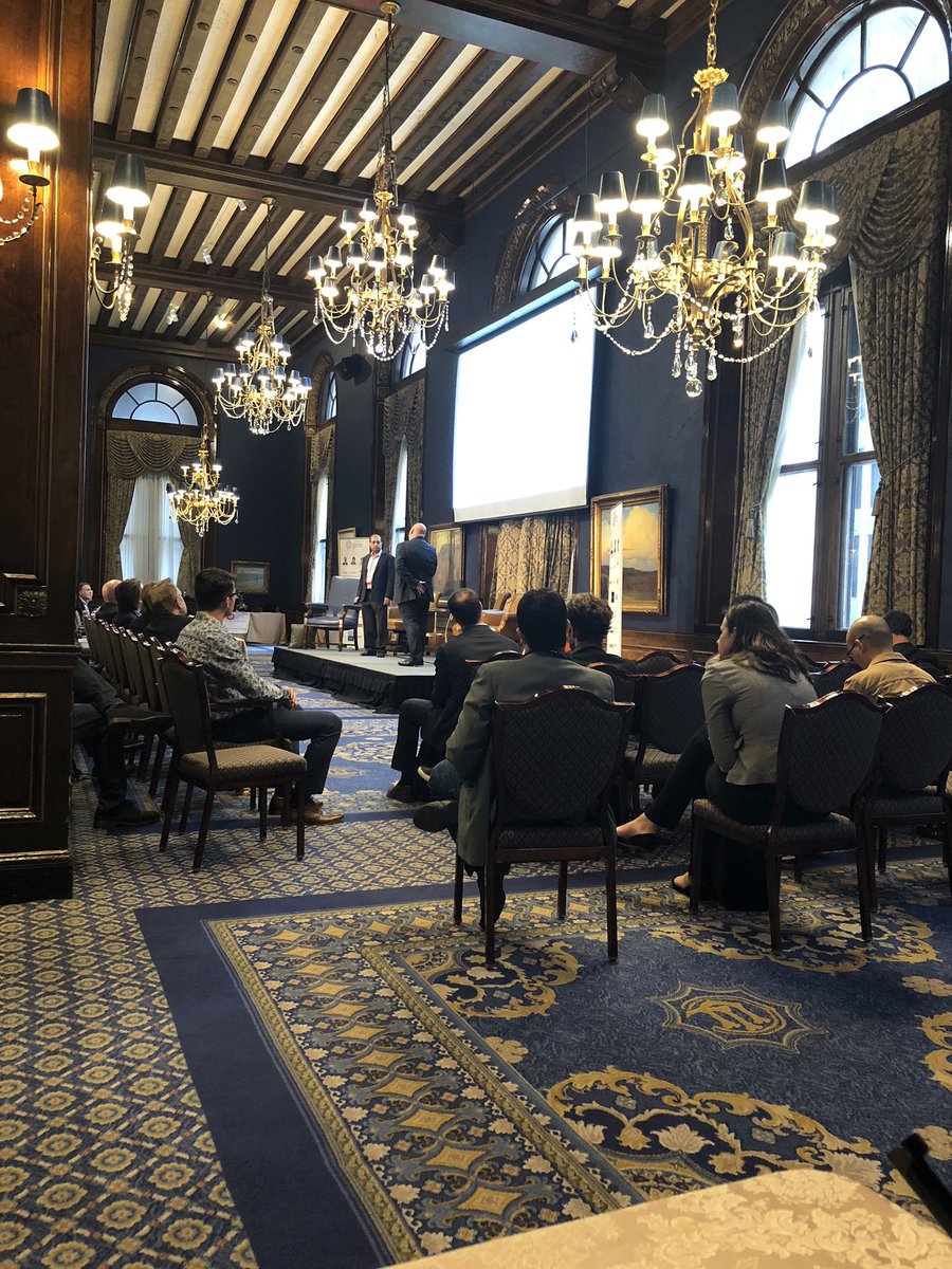 ChicagoHodl's tweet photo. @FinTankChicago #BlockchainSummit2018 Northern Trust, who is instrumental in paving the way to make #Chicago the #Blockchain capital of the world, takes the stage to demonstrate the real world use case of Blockchain in private equity. #BUIDL https://t.co/ShLvjGQnaL