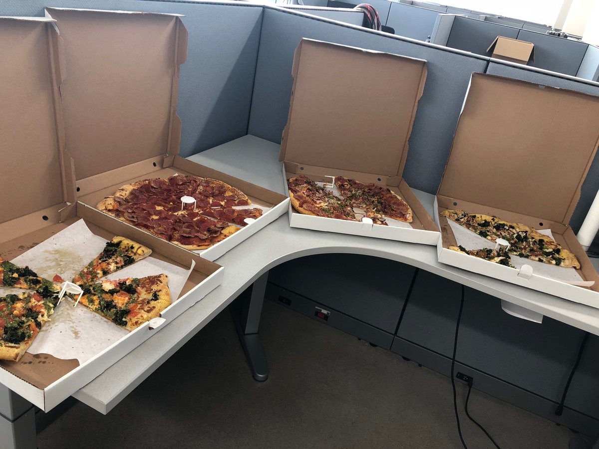 blendernet's tweet photo. It's Pizza and Bevvy Friday for the Hali Blenders! Having a little pre-holiday celebration before the madness begins! #coworkersbutfriends #santascoming #bringonthemadness #onthewedgepizza https://t.co/fOlW4uGsdR